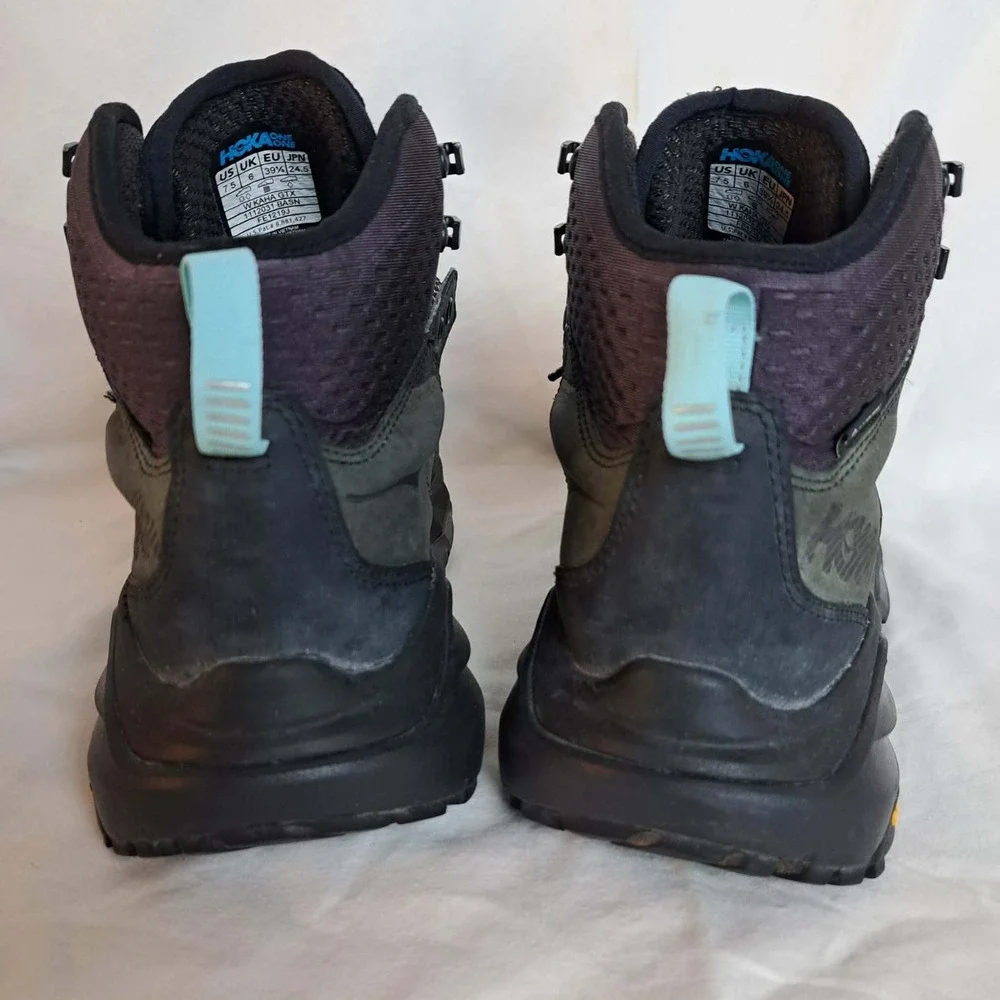 Hoka One One hoka one